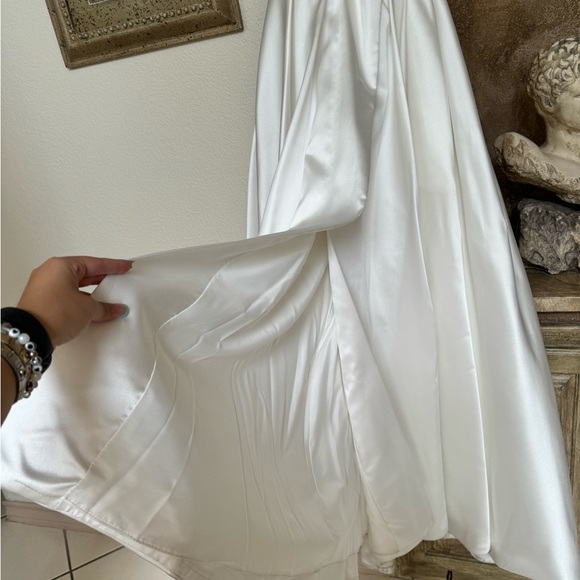 White across the neck, open back dress with slit. Used only 1 time. - Picture 6 of 6